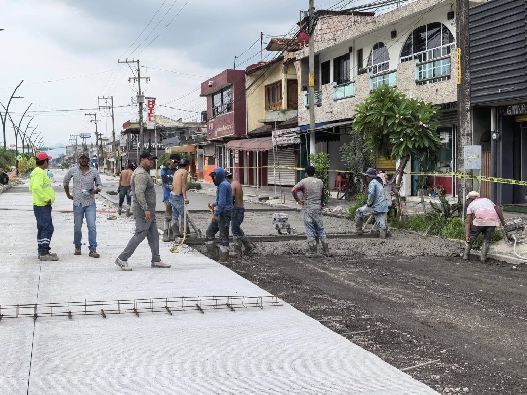 519504815_760759516485563_8082056818163264229_n