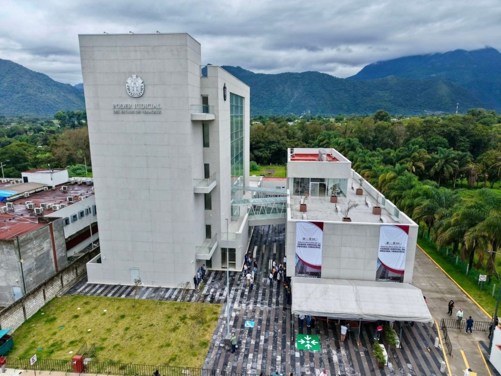 997c571b-063e-49a2-9c06-ba0d6fe46ed3