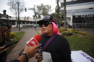 017d2525-5eee-412e-be88-6efe8a4f3391