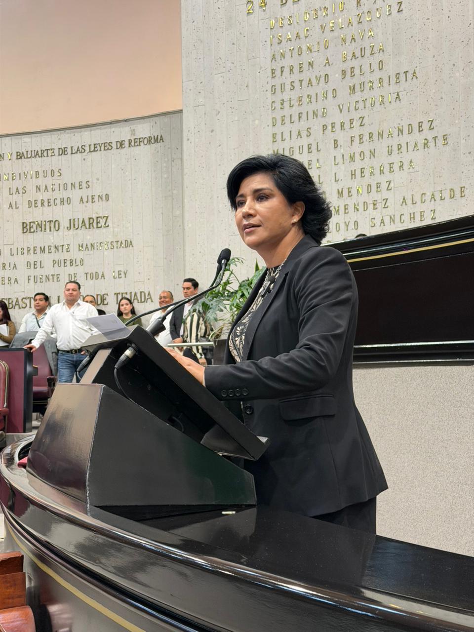 6c5712f8-bb88-4860-a12f-0f60ff0864cb